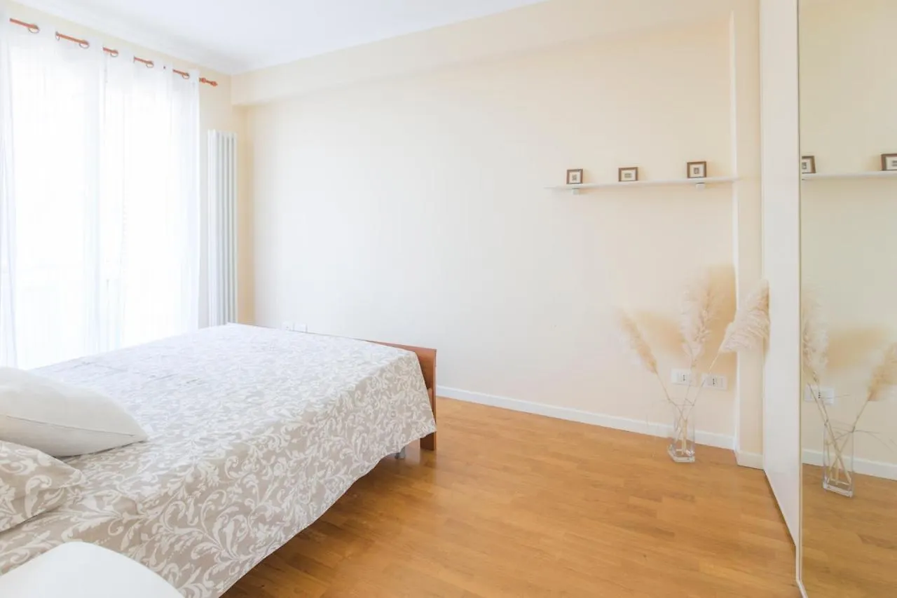 Sirena Apartment Riccione Italien