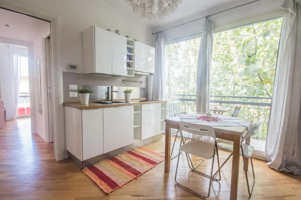 Sirena Apartment Riccione 0*,